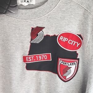 NWT Portland Trailblazers Gray Sweatshirt size XL